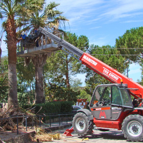 tre, emme, service, fratelli, f.lli, mereu, antonello, franco, maurizio, impresa, azienda, società, ditta, edile, realizzazione, realizzazioni, costruzione, costruzioni, demolizione, demolizioni, ristrutturazione, ristrutturazioni, copertura, coperture, tetto, tetti, struttura, struttureveranda, verande, legno, bonifica, rimozione, smaltimento, amianto, manufatti, manufatto, contenente, mca, eternit, piano lavoro, lavori, servizio, servizi, noleggio, noleggi, piattaforma, piattaforme aerea, particolari, costruttivi, manutenzione, pulizia, grondaia, grondaie, abbattimento, piante, potatura, alberi, messa, sicurezza, intonaco, intonaci, tinteggiatura, pitture, pittura, esterna, interna, controsoffitti, cappotto, rivestimento, placcaggio, pietra, pietrame, locale, cemento armato, mattoni, laterizio, laterizi, muro, muratura, murature, fondazioni, pilastri, solaio, solai, latero, cemento, coibentazione, coibentazioni, impermeabilizzazione, impermeabilizzazioni, guaina, controsoffitti, controsoffitto, scale, scal