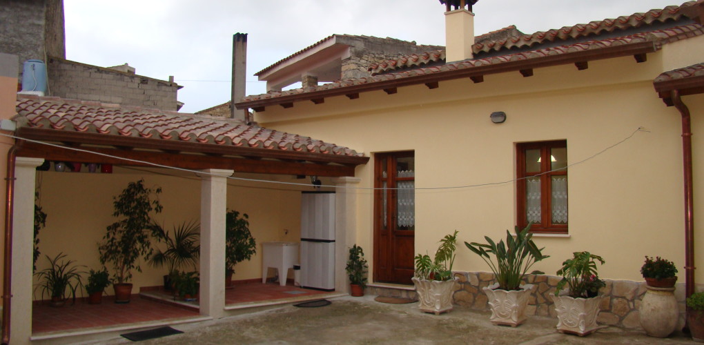 tre, emme, service, fratelli, f.lli, mereu, antonello, franco, maurizio, impresa, azienda, società, ditta, edile, realizzazione, realizzazioni, costruzione, costruzioni, demolizione, demolizioni, ristrutturazione, ristrutturazioni, copertura, coperture, tetto, tetti, struttura, struttureveranda, verande, legno, bonifica, rimozione, smaltimento, amianto, manufatti, manufatto, contenente, mca, eternit, piano lavoro, lavori, servizio, servizi, noleggio, noleggi, piattaforma, piattaforme aerea, particolari, costruttivi, manutenzione, pulizia, grondaia, grondaie, abbattimento, piante, potatura, alberi, messa, sicurezza, intonaco, intonaci, tinteggiatura, pitture, pittura, esterna, interna, controsoffitti, cappotto, rivestimento, placcaggio, pietra, pietrame, locale, cemento armato, mattoni, laterizio, laterizi, muro, muratura, murature, fondazioni, pilastri, solaio, solai, latero, cemento, coibentazione, coibentazioni, impermeabilizzazione, impermeabilizzazioni, guaina, controsoffitti, controsoffitto, scale, scala