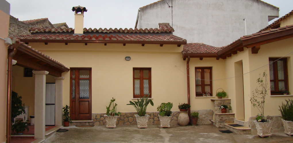 tre, emme, service, fratelli, f.lli, mereu, antonello, franco, maurizio, impresa, azienda, società, ditta, edile, realizzazione, realizzazioni, costruzione, costruzioni, demolizione, demolizioni, ristrutturazione, ristrutturazioni, copertura, coperture, tetto, tetti, struttura, struttureveranda, verande, legno, bonifica, rimozione, smaltimento, amianto, manufatti, manufatto, contenente, mca, eternit, piano lavoro, lavori, servizio, servizi, noleggio, noleggi, piattaforma, piattaforme aerea, particolari, costruttivi, manutenzione, pulizia, grondaia, grondaie, abbattimento, piante, potatura, alberi, messa, sicurezza, intonaco, intonaci, tinteggiatura, pitture, pittura, esterna, interna, controsoffitti, cappotto, rivestimento, placcaggio, pietra, pietrame, locale, cemento armato, mattoni, laterizio, laterizi, muro, muratura, murature, fondazioni, pilastri, solaio, solai, latero, cemento, coibentazione, coibentazioni, impermeabilizzazione, impermeabilizzazioni, guaina, controsoffitti, controsoffitto, scale, scala