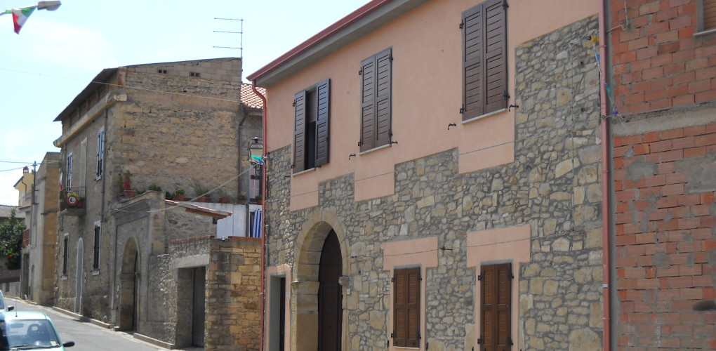 tre, emme, service, fratelli, f.lli, mereu, antonello, franco, maurizio, impresa, azienda, società, ditta, edile, realizzazione, realizzazioni, costruzione, costruzioni, demolizione, demolizioni, ristrutturazione, ristrutturazioni, copertura, coperture, tetto, tetti, struttura, struttureveranda, verande, legno, bonifica, rimozione, smaltimento, amianto, manufatti, manufatto, contenente, mca, eternit, piano lavoro, lavori, servizio, servizi, noleggio, noleggi, piattaforma, piattaforme aerea, particolari, costruttivi, manutenzione, pulizia, grondaia, grondaie, abbattimento, piante, potatura, alberi, messa, sicurezza, intonaco, intonaci, tinteggiatura, pitture, pittura, esterna, interna, controsoffitti, cappotto, rivestimento, placcaggio, pietra, pietrame, locale, cemento armato, mattoni, laterizio, laterizi, muro, muratura, murature, fondazioni, pilastri, solaio, solai, latero, cemento, coibentazione, coibentazioni, impermeabilizzazione, impermeabilizzazioni, guaina, controsoffitti, controsoffitto, scale, scala