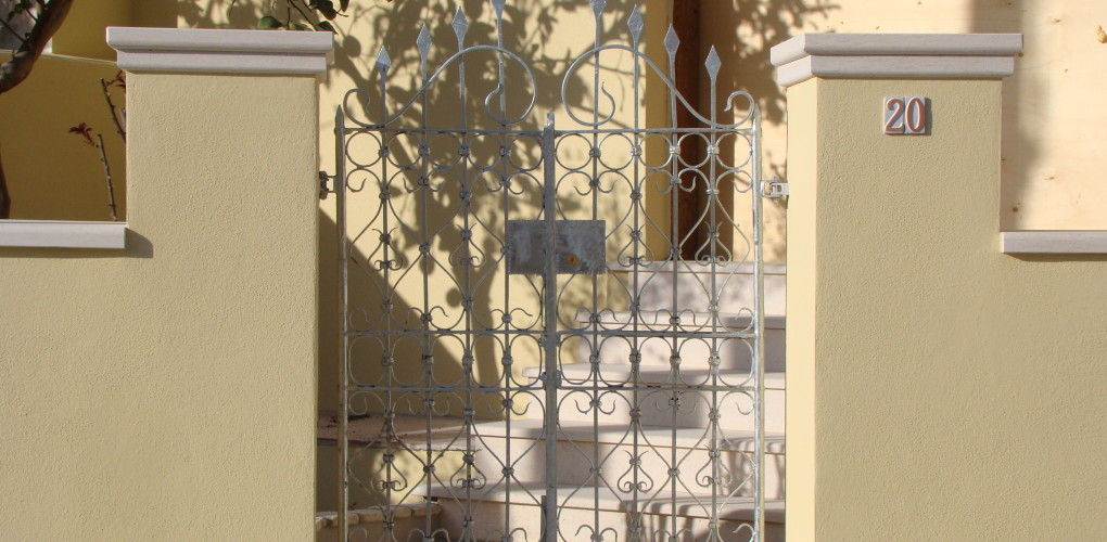tre, emme, service, fratelli, f.lli, mereu, antonello, franco, maurizio, impresa, azienda, società, ditta, edile, realizzazione, realizzazioni, costruzione, costruzioni, demolizione, demolizioni, ristrutturazione, ristrutturazioni, copertura, coperture, tetto, tetti, struttura, struttureveranda, verande, legno, bonifica, rimozione, smaltimento, amianto, manufatti, manufatto, contenente, mca, eternit, piano lavoro, lavori, servizio, servizi, noleggio, noleggi, piattaforma, piattaforme aerea, particolari, costruttivi, manutenzione, pulizia, grondaia, grondaie, abbattimento, piante, potatura, alberi, messa, sicurezza, intonaco, intonaci, tinteggiatura, pitture, pittura, esterna, interna, controsoffitti, cappotto, rivestimento, placcaggio, pietra, pietrame, locale, cemento armato, mattoni, laterizio, laterizi, muro, muratura, murature, fondazioni, pilastri, solaio, solai, latero, cemento, coibentazione, coibentazioni, impermeabilizzazione, impermeabilizzazioni, guaina, controsoffitti, controsoffitto, scale, scala